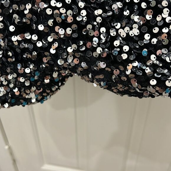 Extro&Vert Women Shorts Romper Sz Small Black Sparkly Silver Sequins Velvet Club - Picture 12 of 14